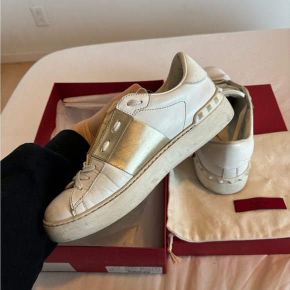 VALENTINO GARAVANI SNEAKERS - Picture 8 of 9